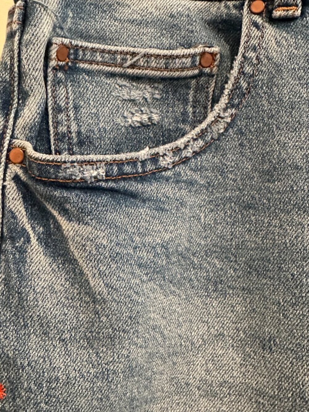 TALBOTS Straight Ankle Cuffed‎ Jeans Sz 6 Embroidered Applique Stretch - Picture 3 of 9